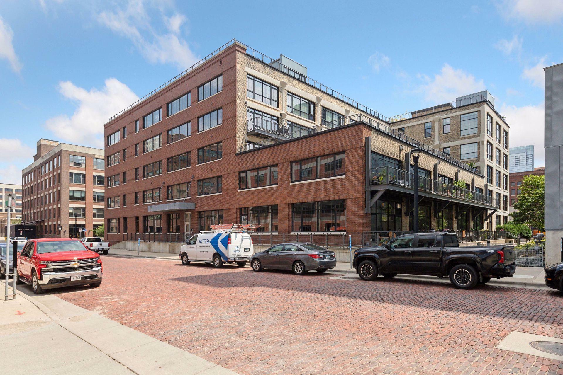525 N 3rd Street 306  Minneapolis MN 55401 photo