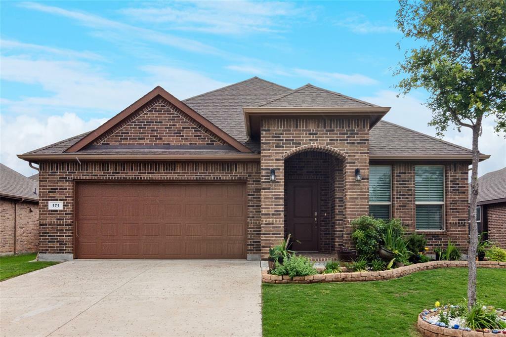 Property Photo:  171 Colter Drive  TX 75167 