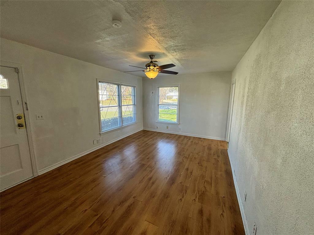 Property Photo: 7345 Llano Avenue TX 76116