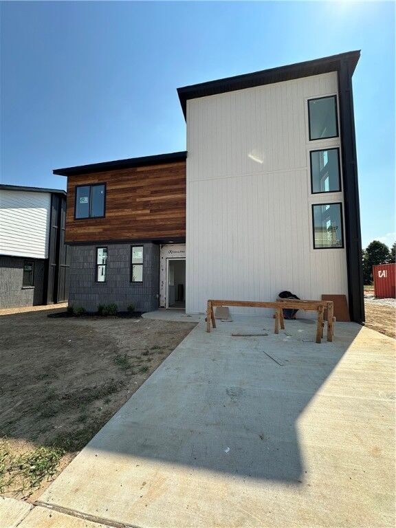 Property Photo:  2608 W Bonnie Lane  AR 72758 