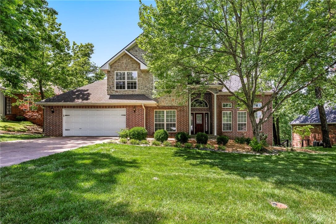 Property Photo:  2509 NW Linebarger Lane  AR 72712 