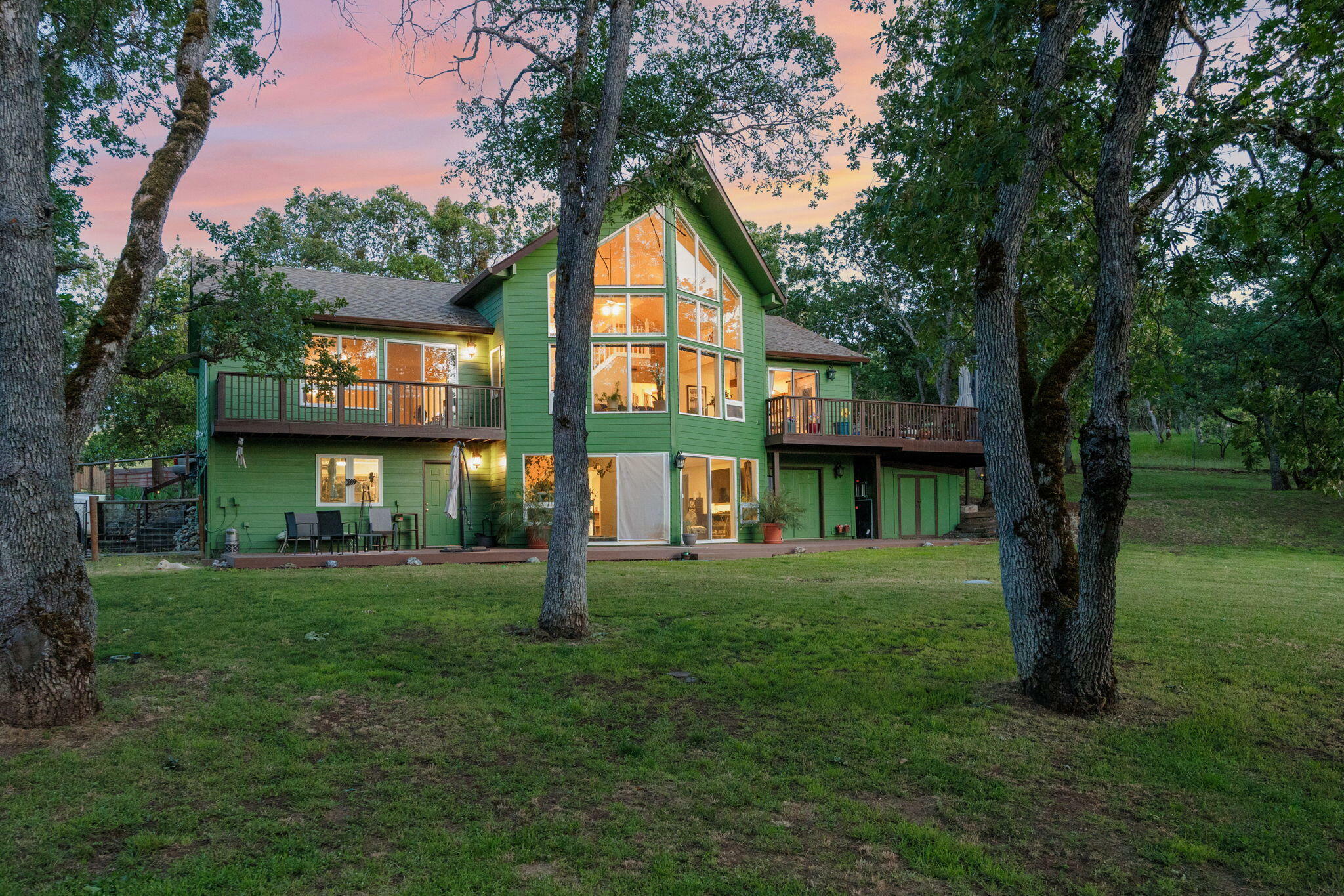 Property Photo: 4291 Pioneer Road OR 97501