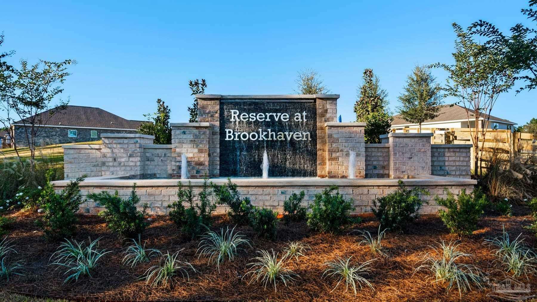 Property Photo: 3080 Silver Maple Dr FL 32533