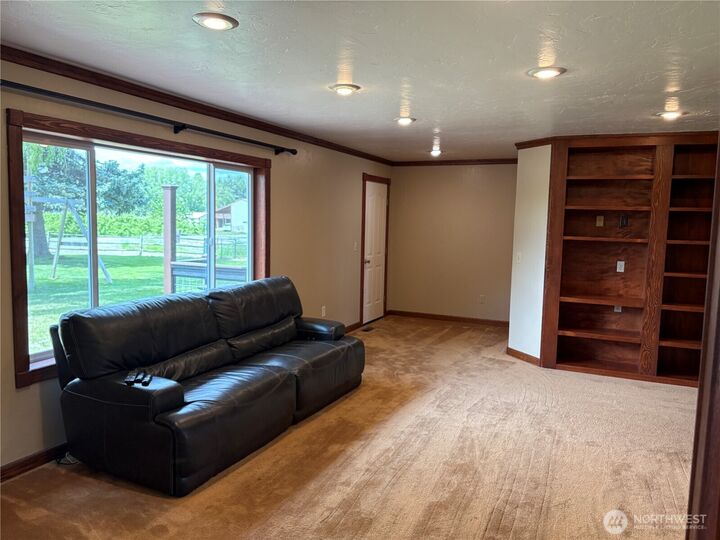 Property Photo:  54  Jaquish Road  WA 98841 