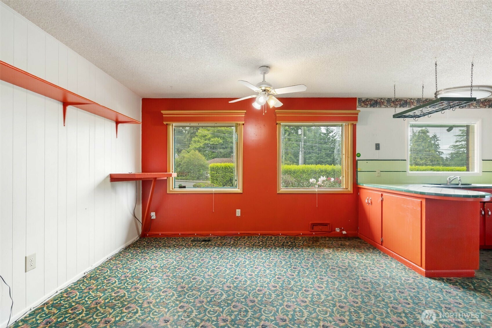 Property Photo: 4021 Sunset Drive W WA 98466