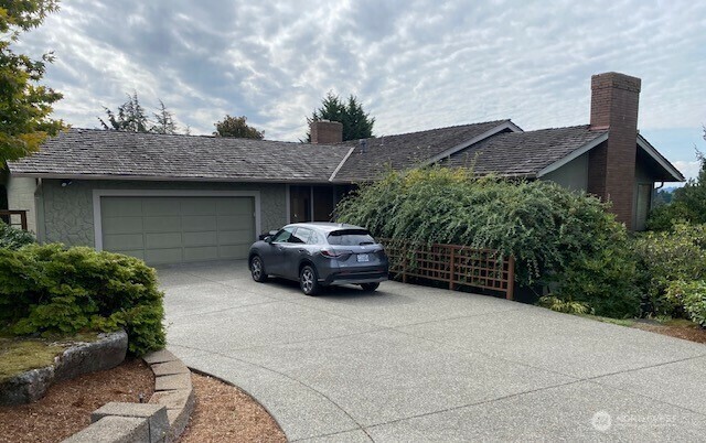 Property Photo: 8811 NE 15th Place WA 98004