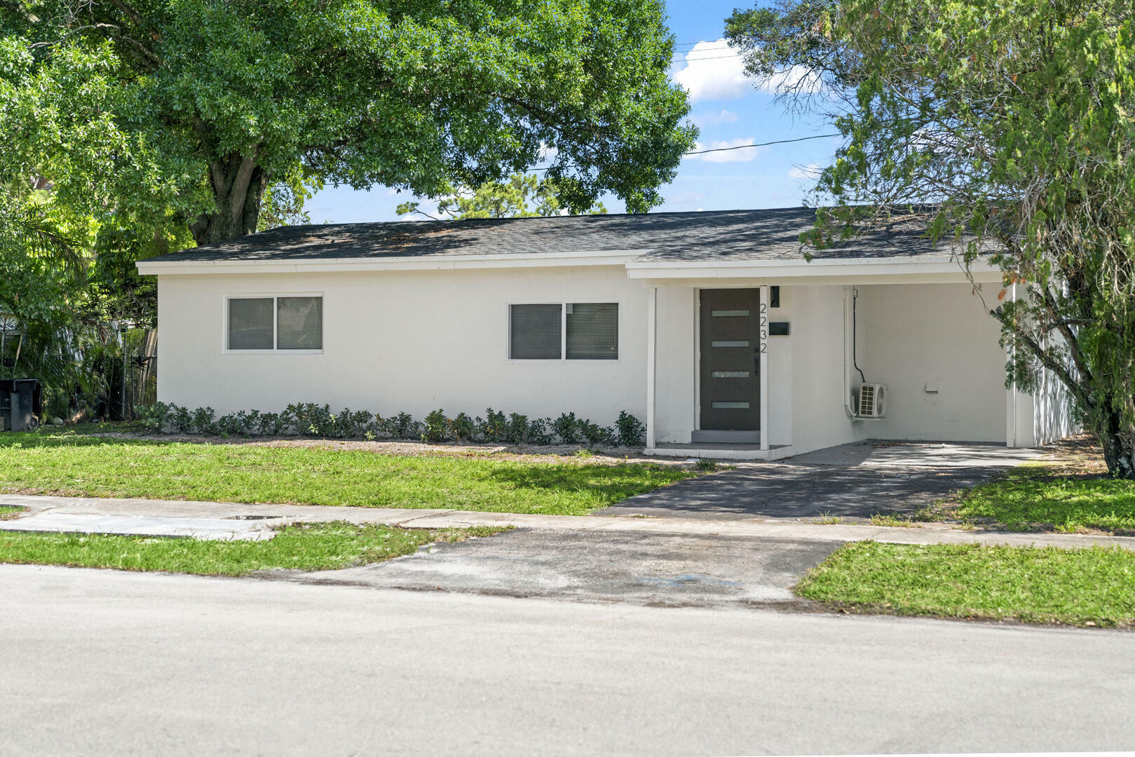 2232 SW 14th Court  Fort Lauderdale FL 33312 photo