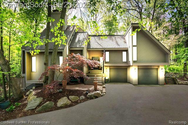 4943 Canyon Oaks Drive  Brighton Twp MI 48114 photo