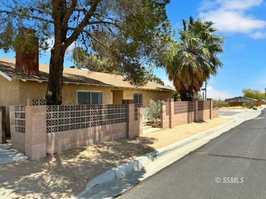 Property Photo: 1200 W Dolphin Ave CA 93555