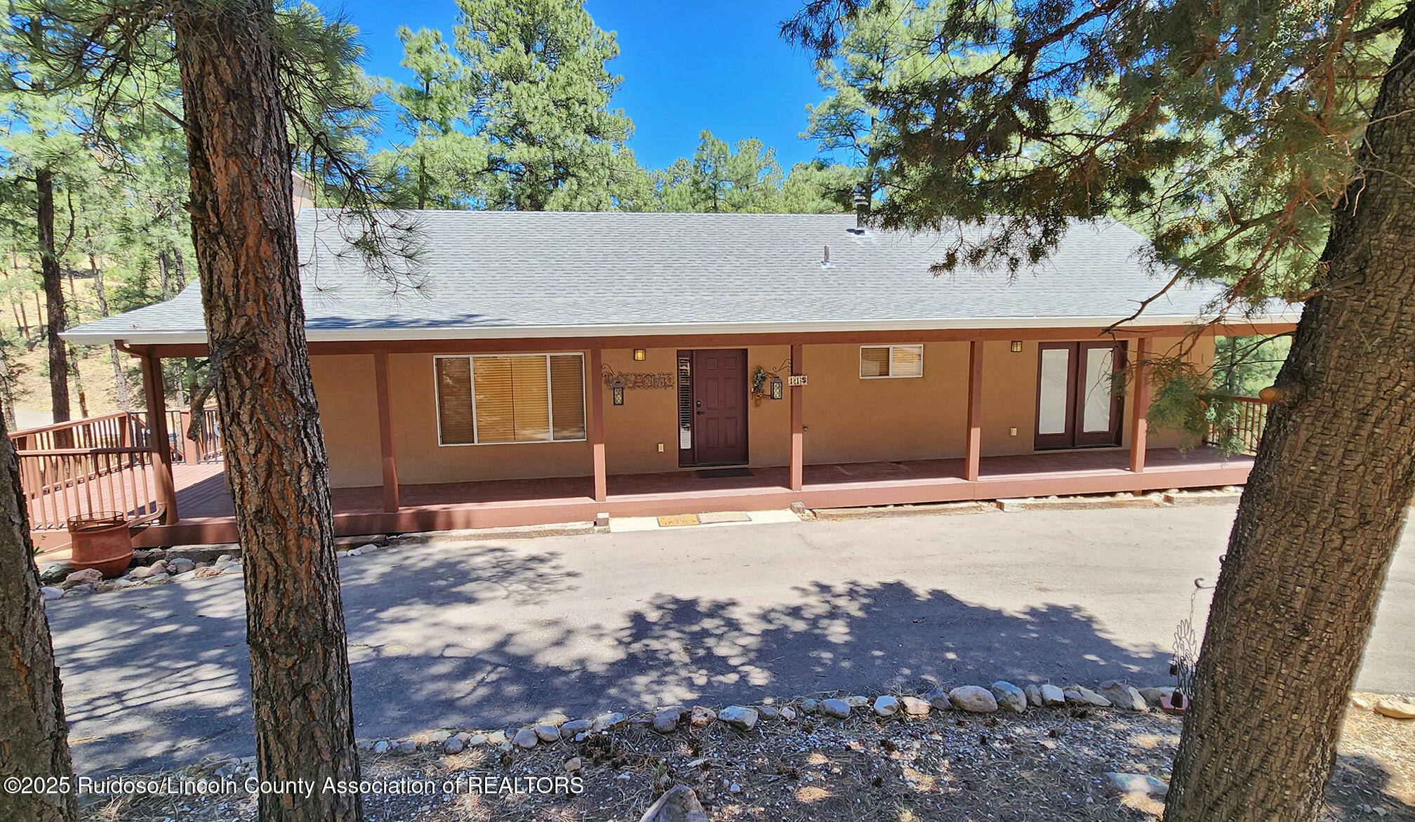 Property Photo: 115 Twin Tree Loop NM 88312
