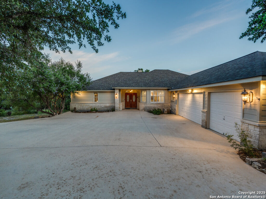 Property Photo: 1000 Bamc TX 78133