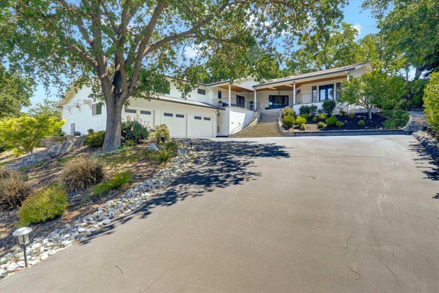 Property Photo: 80 Via Aspero CA 94507