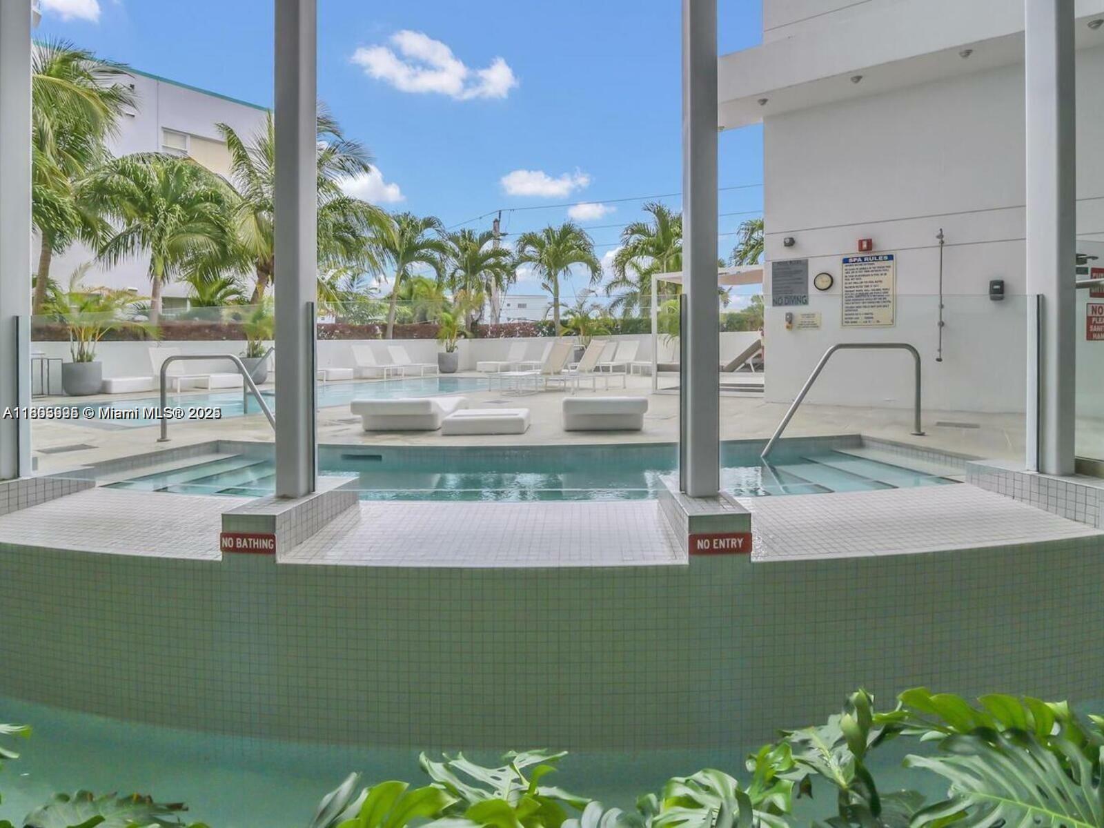 Property Photo: 9821 E Bay Harbor Dr 805 FL 33154