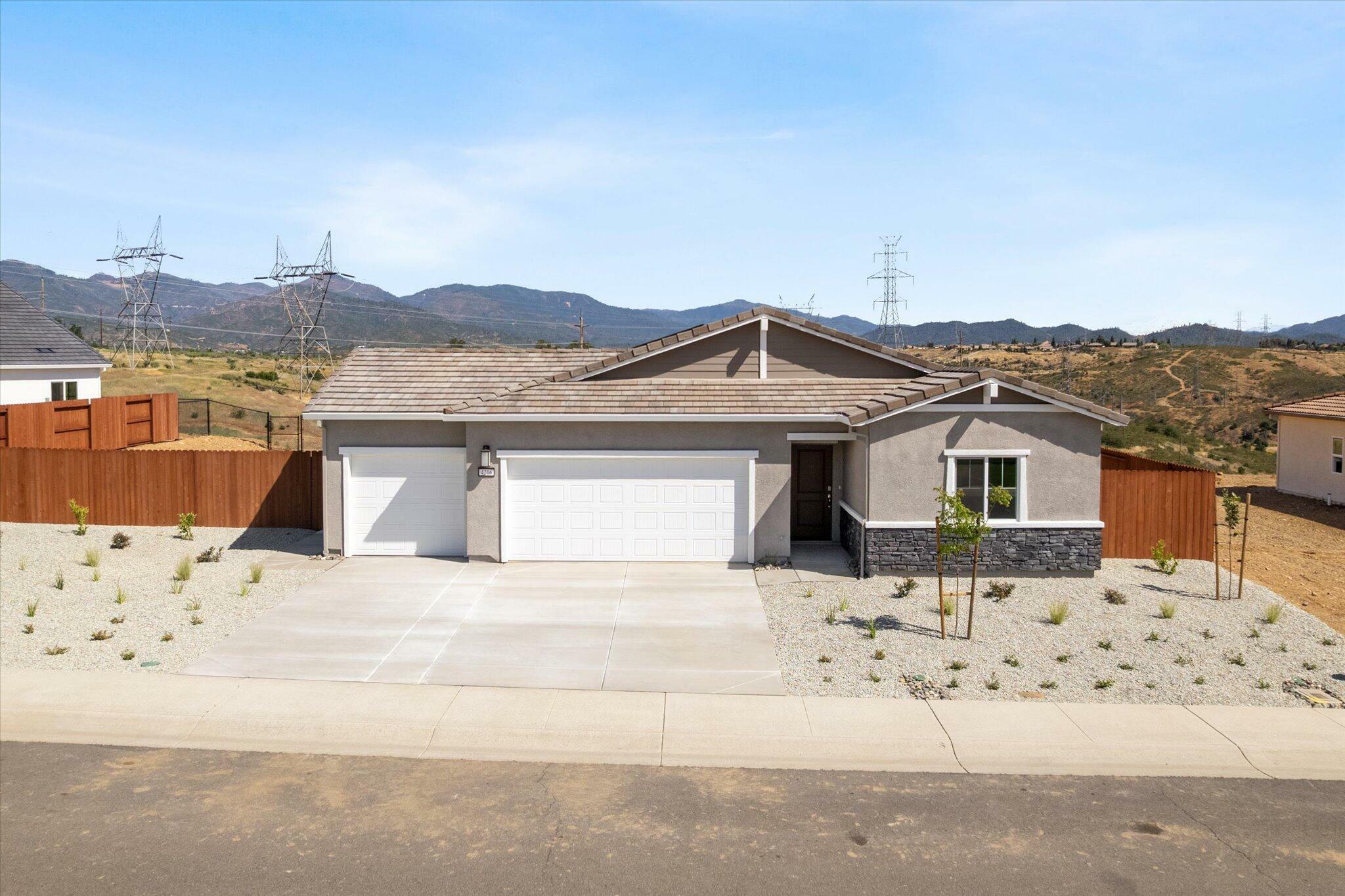 Property Photo: 4216 Acadia Place CA 96001
