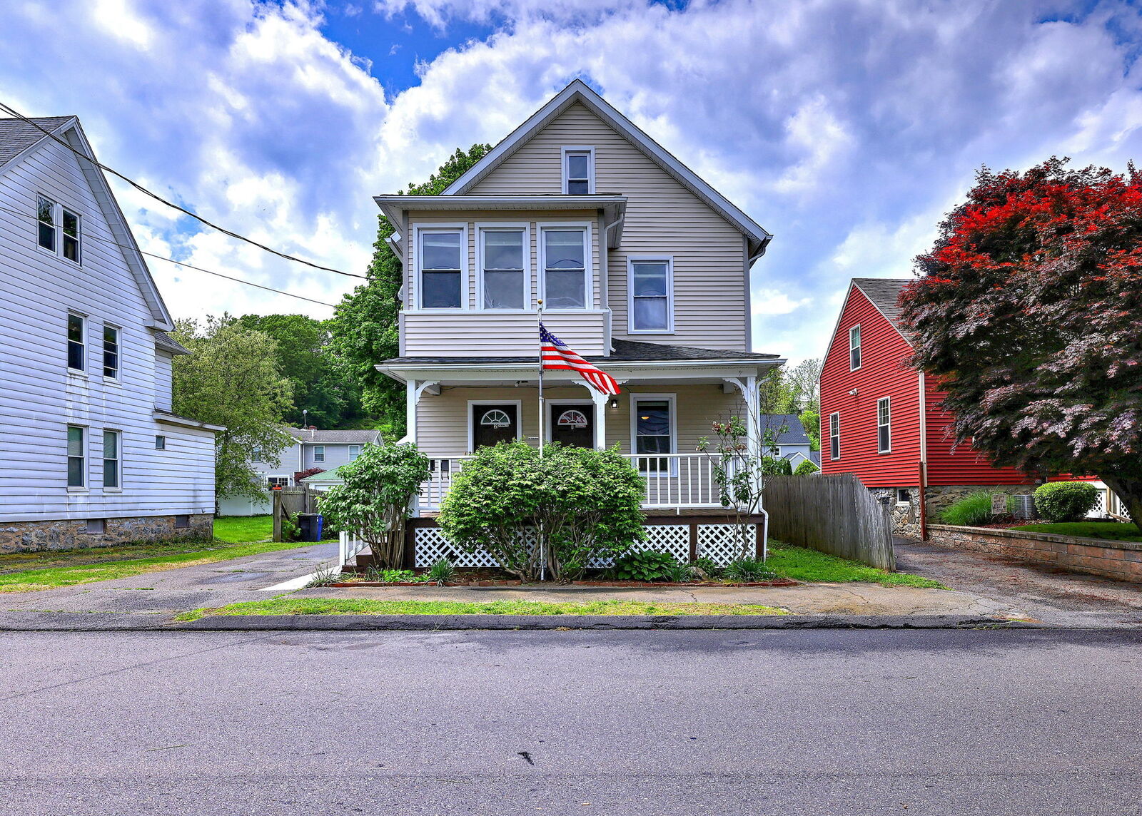 Property Photo: 44 Emmett Avenue CT 06418