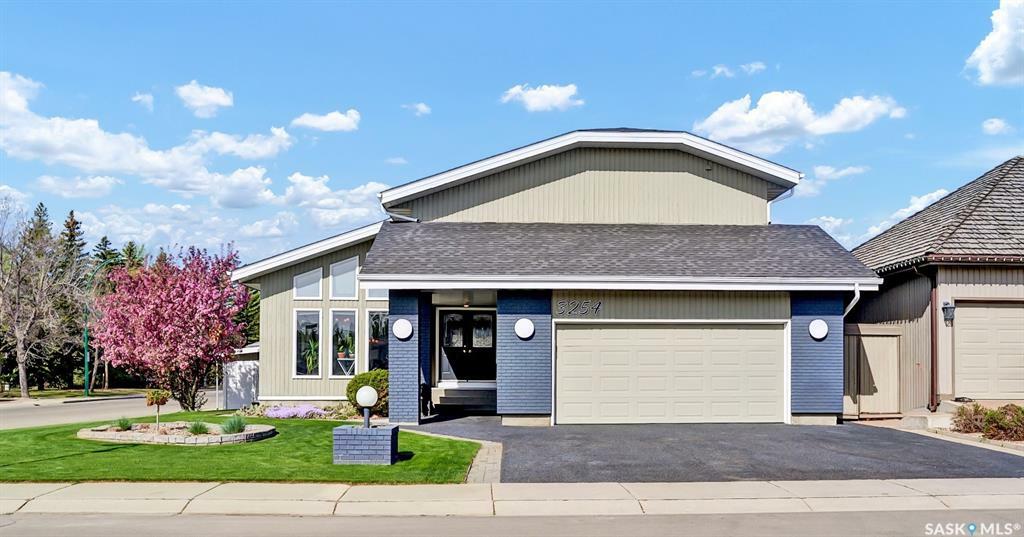 Photo de la propriété: 3254 Calder Terrace SK S7J 4W9