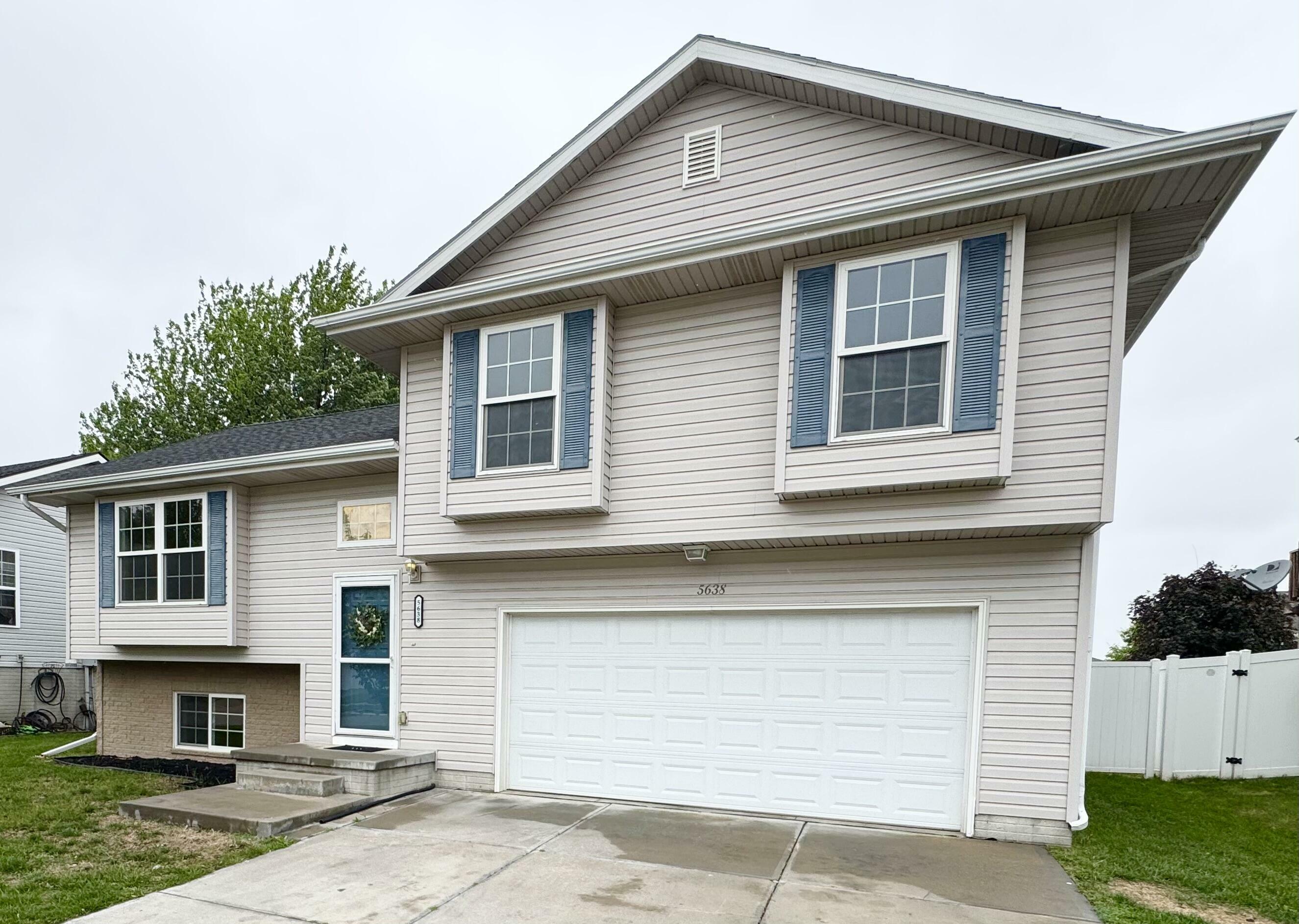 5638 Redtail Road  Council Bluffs IA 51501 photo