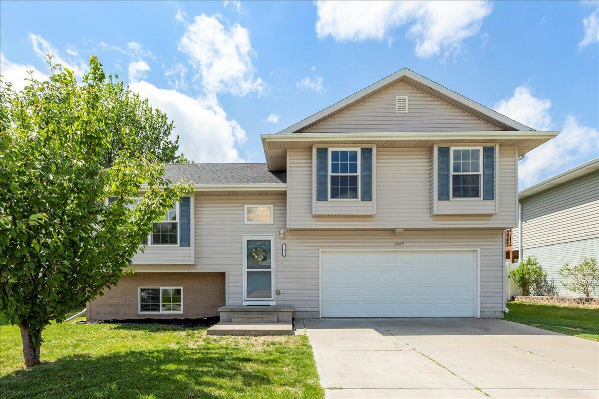 5638 Redtail Road  Council Bluffs IA 51501 photo