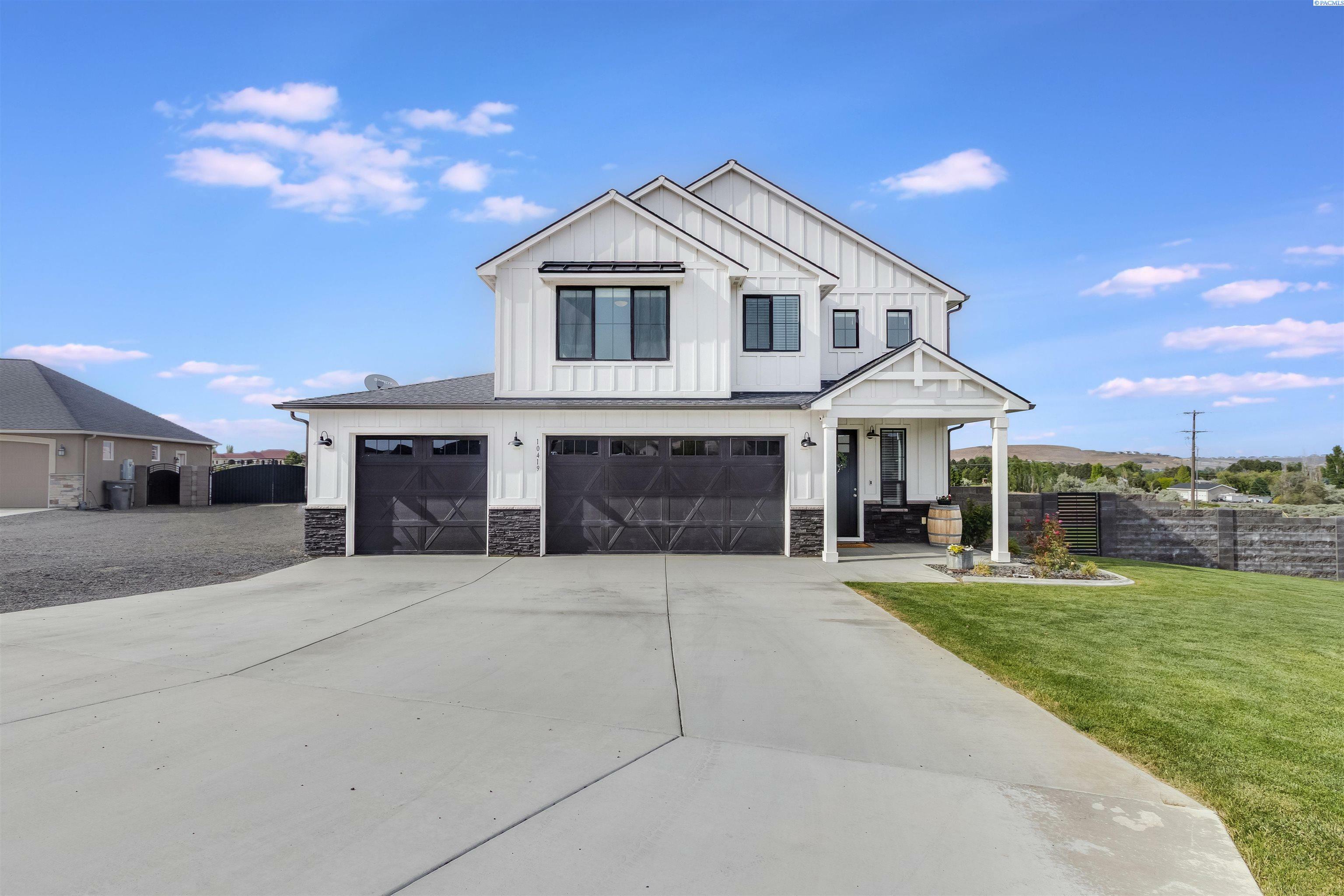 Property Photo: 10419 Summit View Ct WA 99338