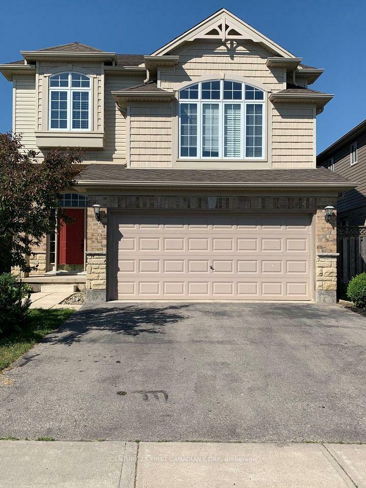 Property Photo: 980 Oakcrossing Road ON N6H 0A7