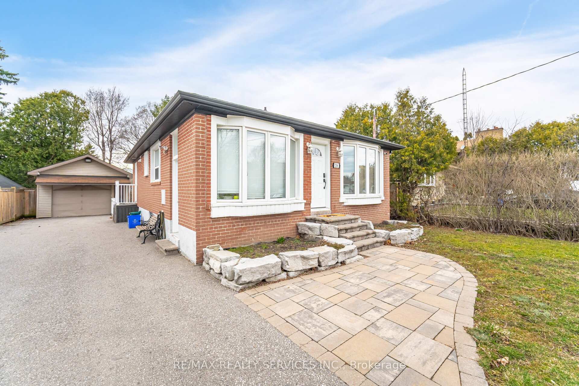 Property Photo: 204 Craydon Road ON L1N 2B6