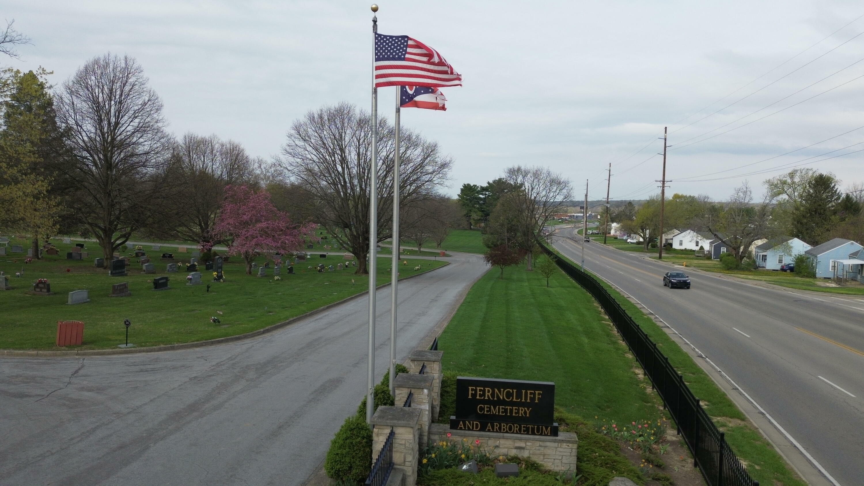 Property Photo: 624 W 1st Street OH 45504