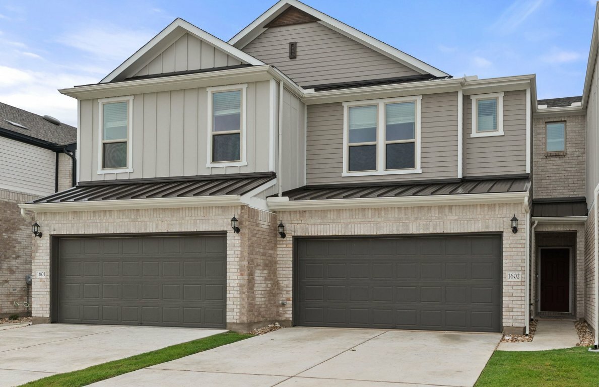 Property Photo: 2725 Woodall Drive 1602 TX 78613