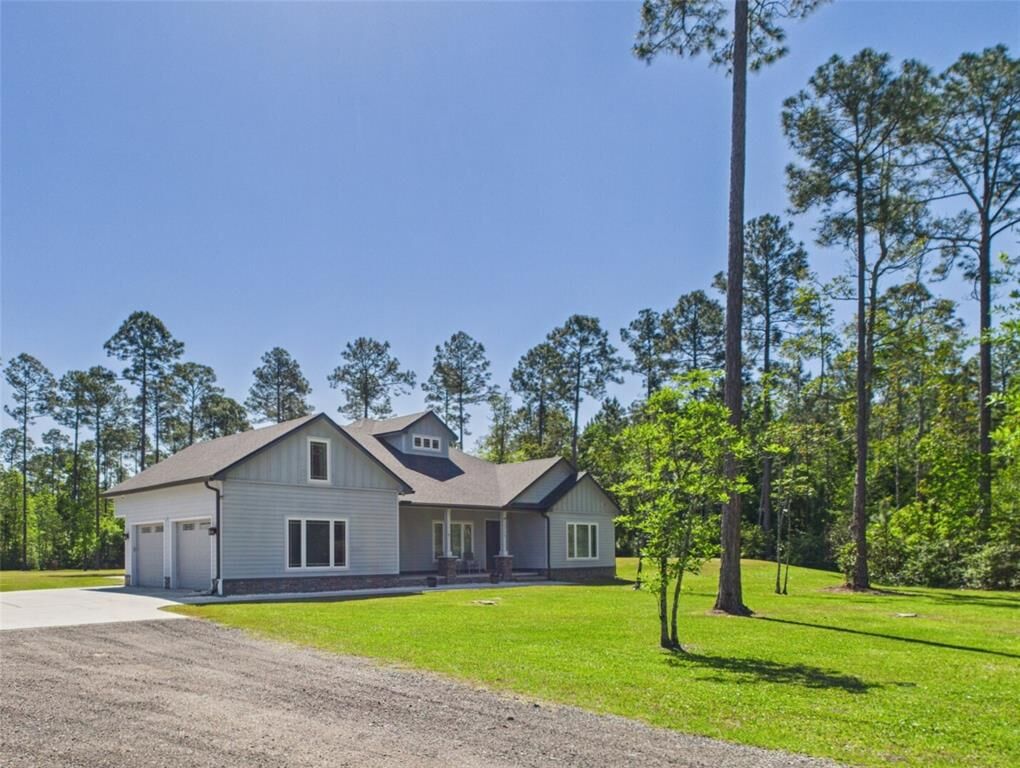 Property Photo:  75610 Edwards Road  FL 32097 