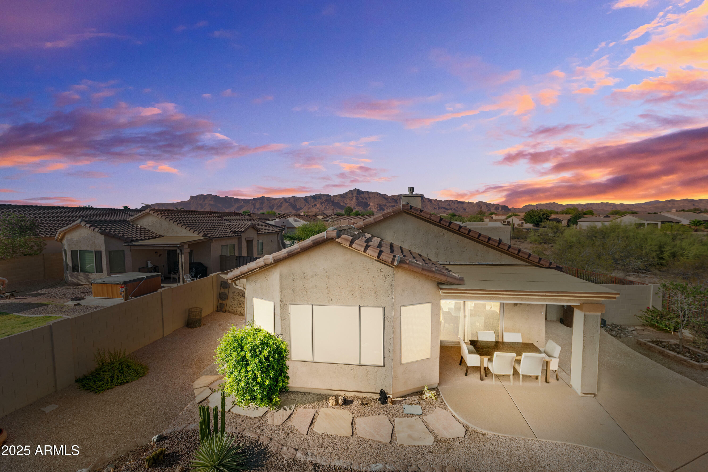 Property Photo: 10607 E Hillside Mine Court AZ 85118