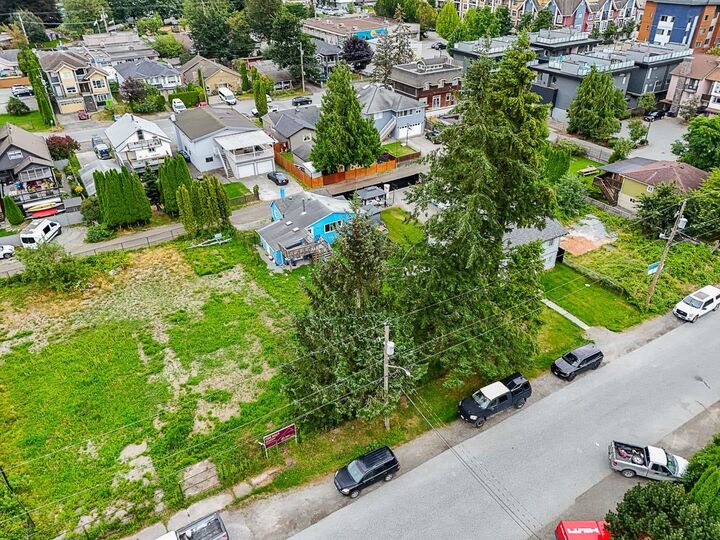 Photo de la propriété: 37956 Fourth Avenue BC V8B 0P7