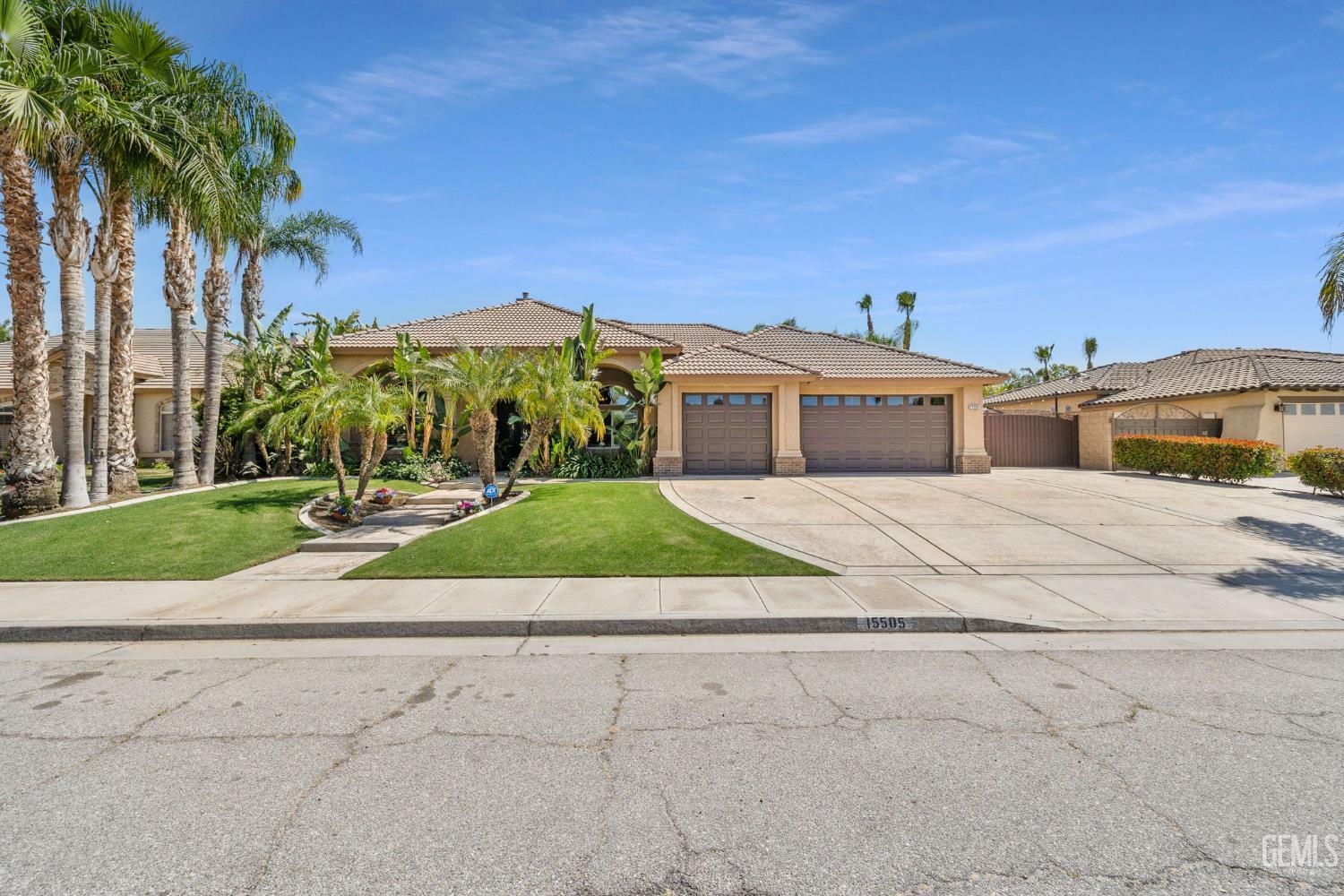 Property Photo: 15505 Opus One Drive CA 93314