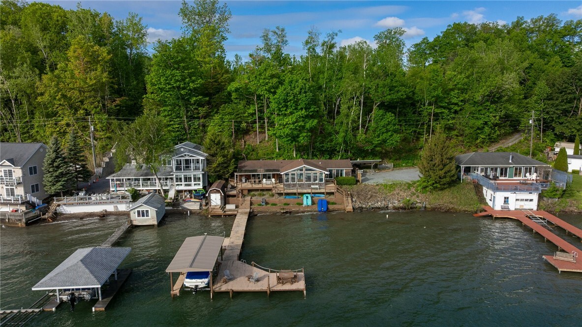Property Photo: 2171 Hansen Point Road NY 14527