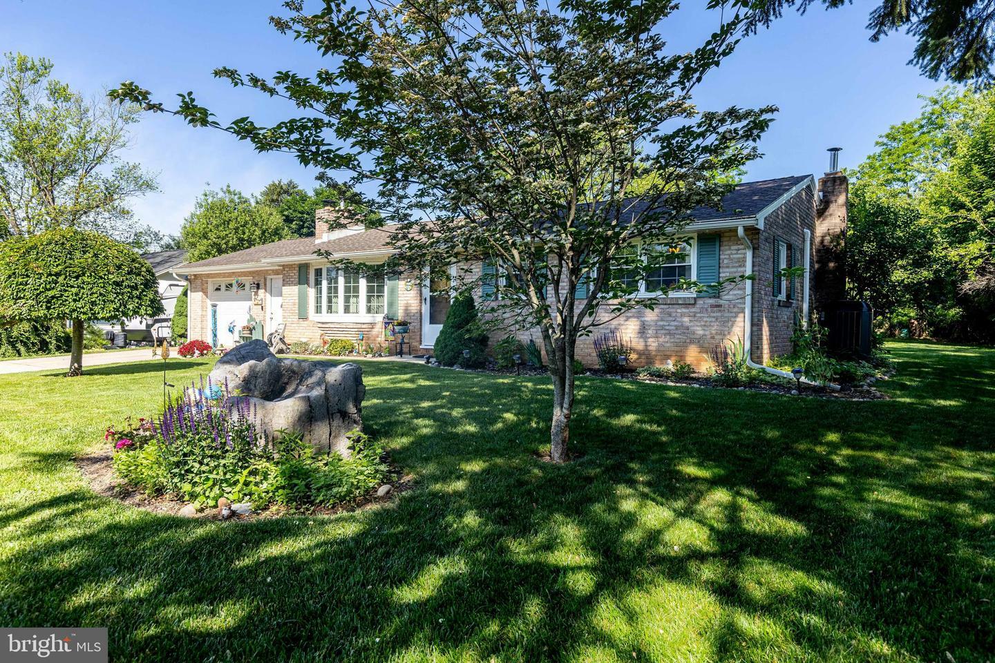 Property Photo: 1511 Webster Drive PA 17015