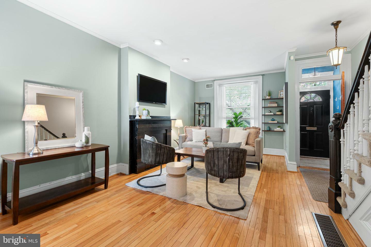 Property Photo: 836 N 25th Street PA 19130