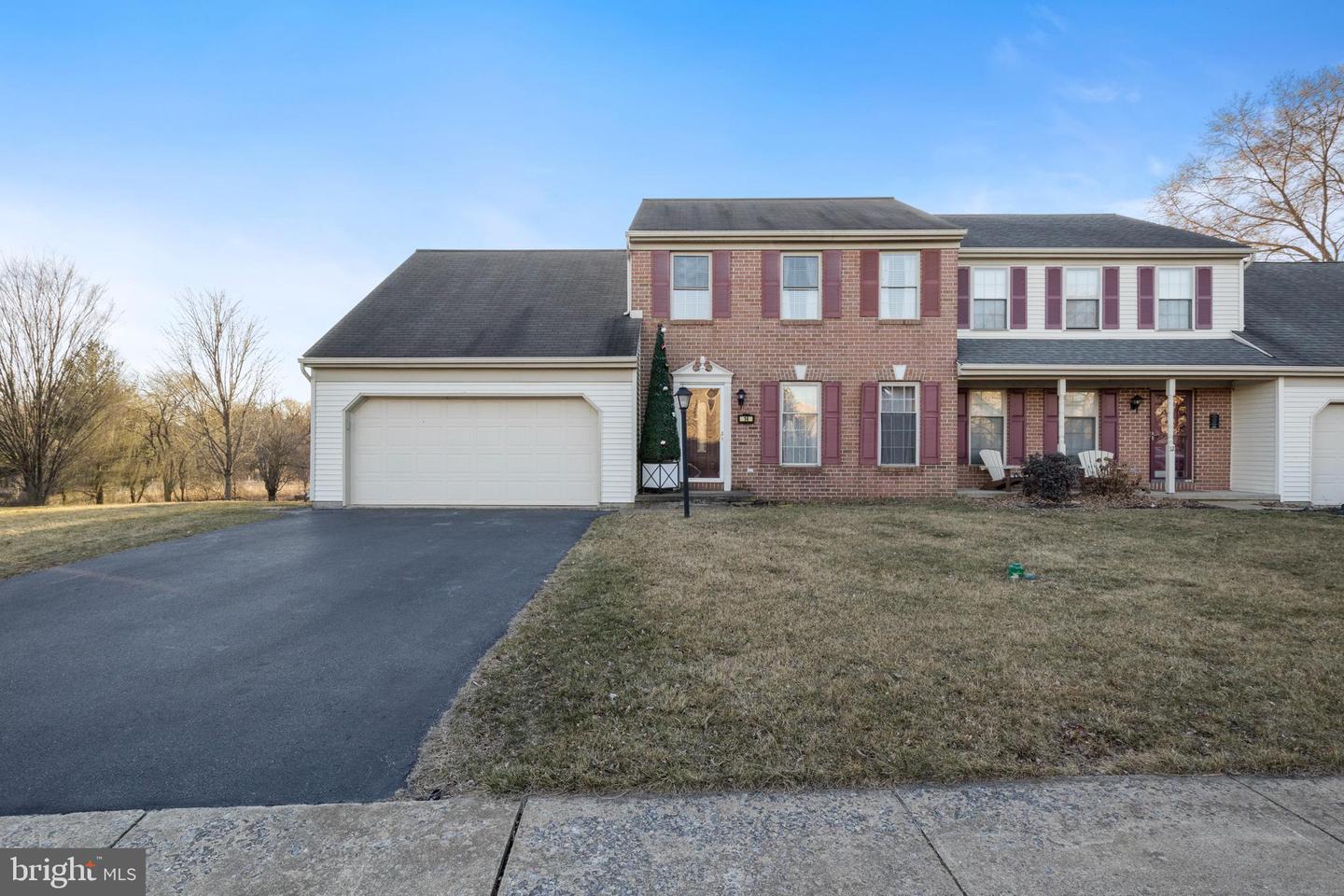 Property Photo: 14 Limestone Court PA 17543