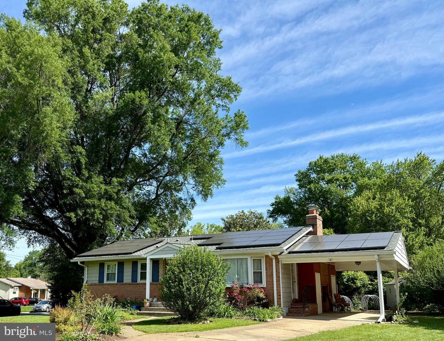 Property Photo: 8230 Citadel Place VA 22180