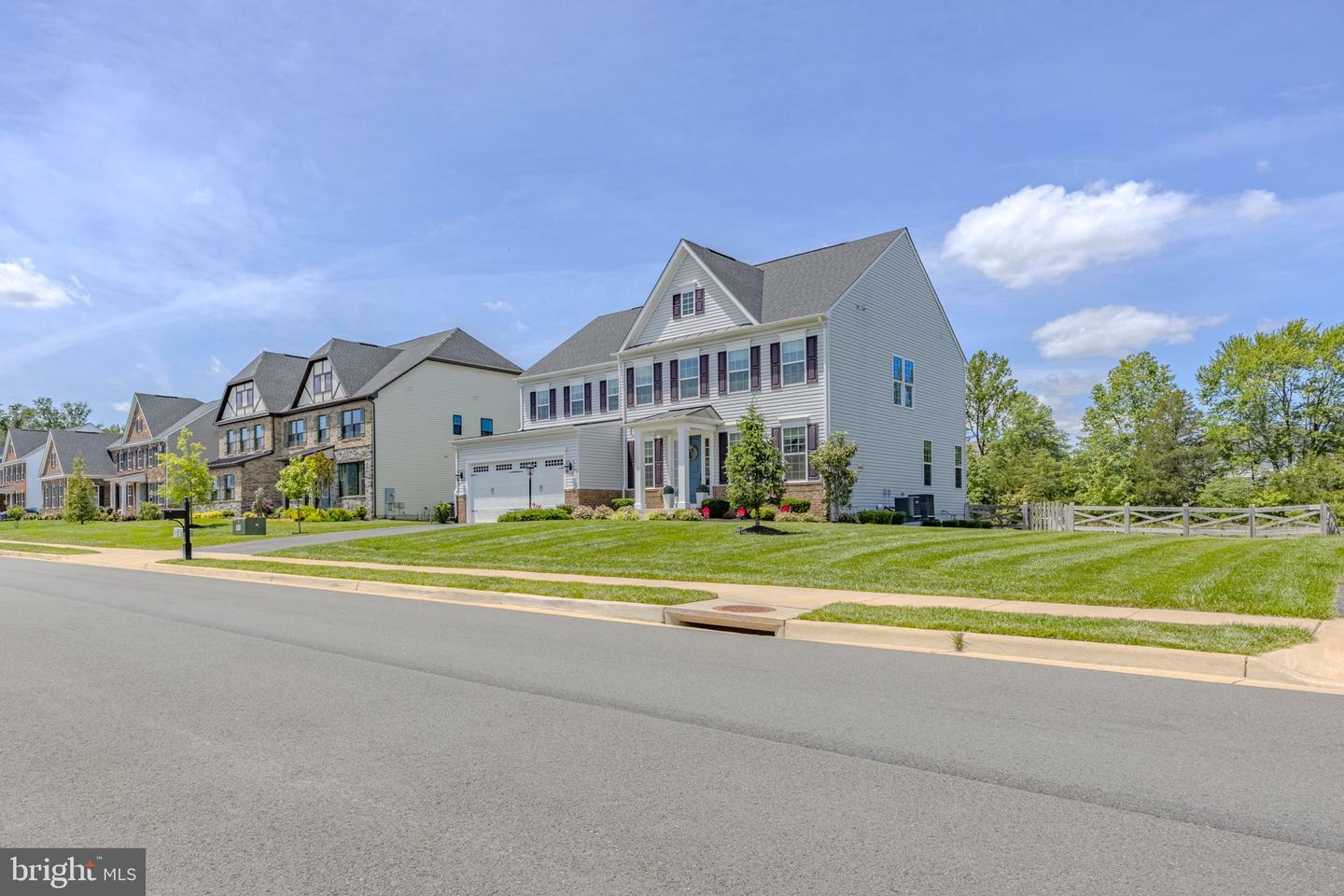 Property Photo: 15634 Calum Court VA 20169