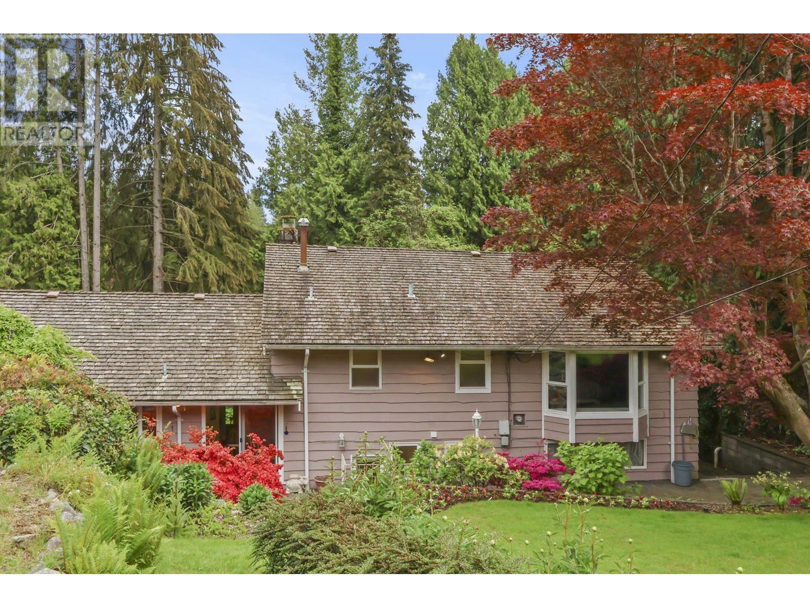 Property Photo: 475 Southborough Drive BC V7S 1M4