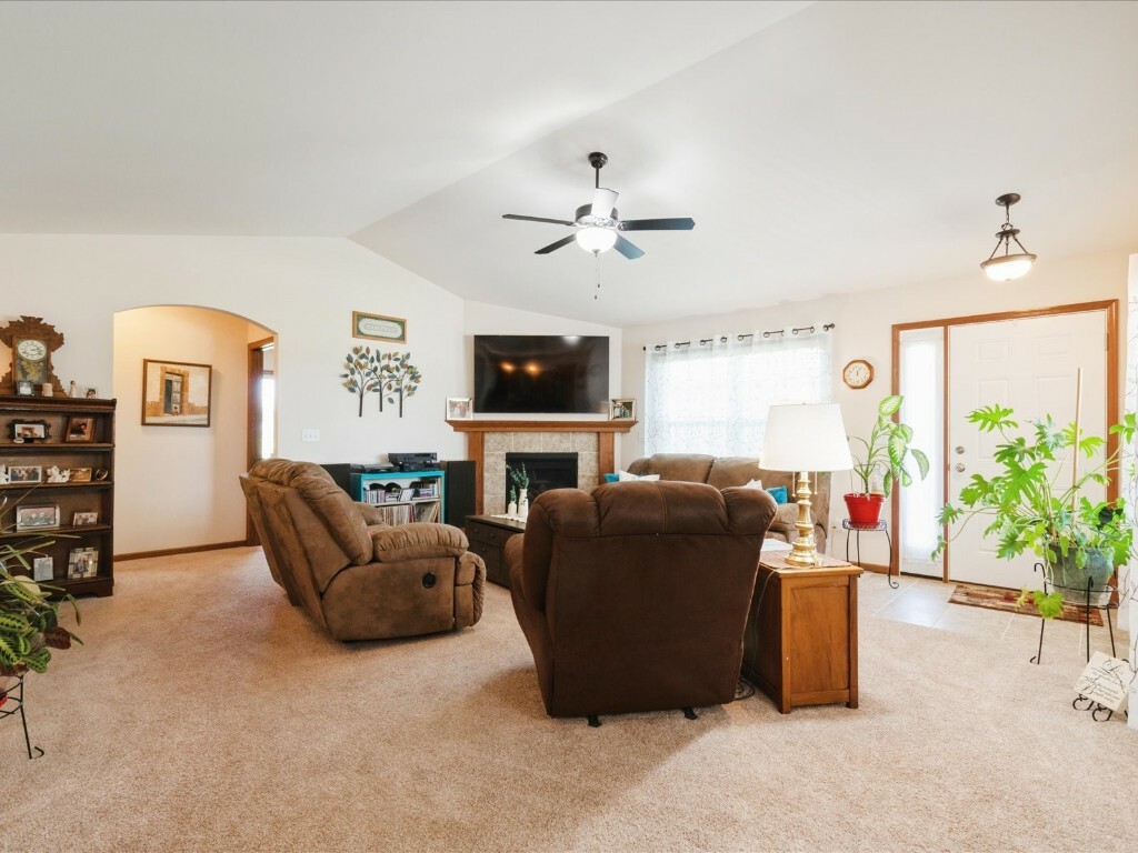 Property Photo: 4408 Hastings Drive IA 52302
