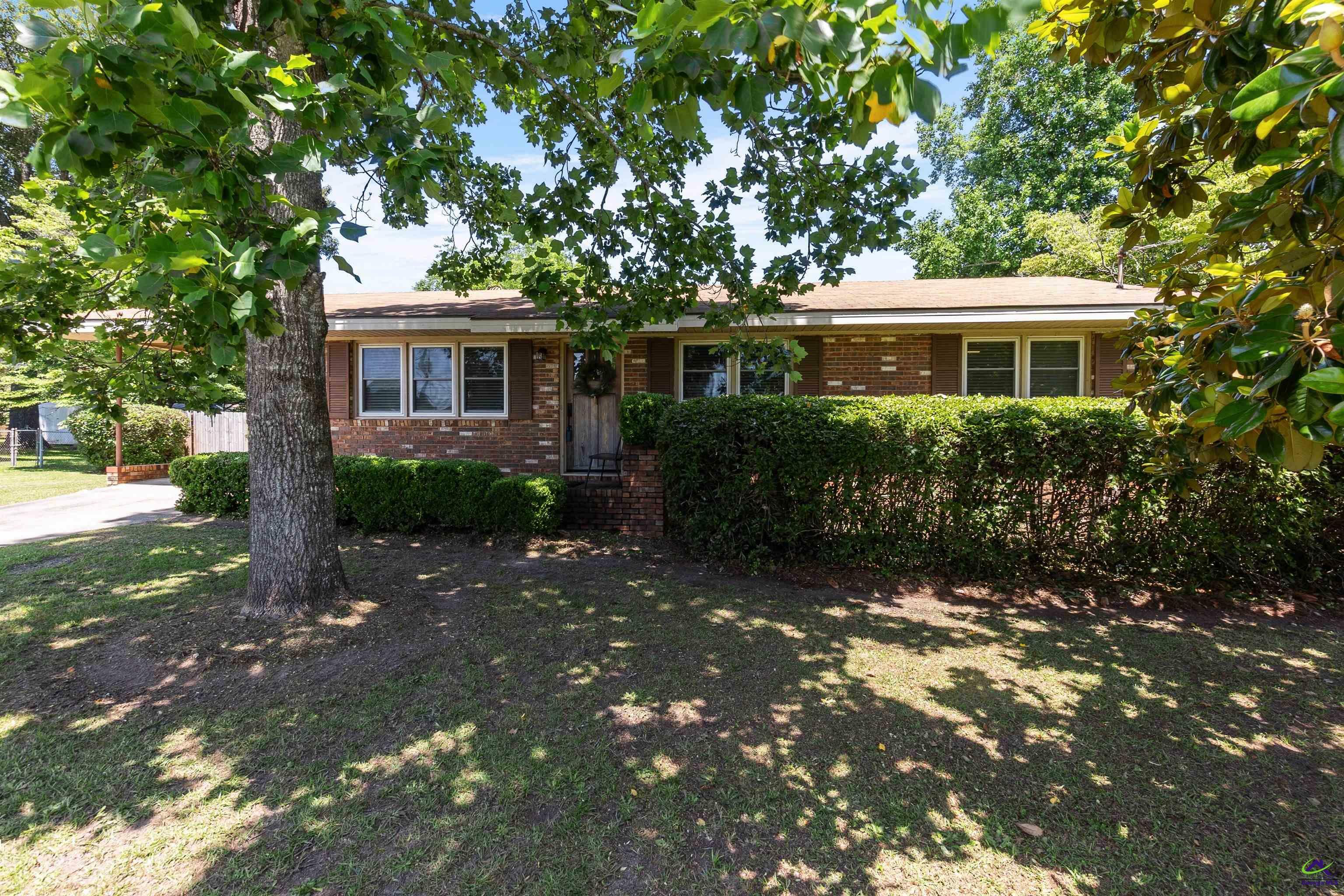 Property Photo: 403 Davis Drive GA 31028