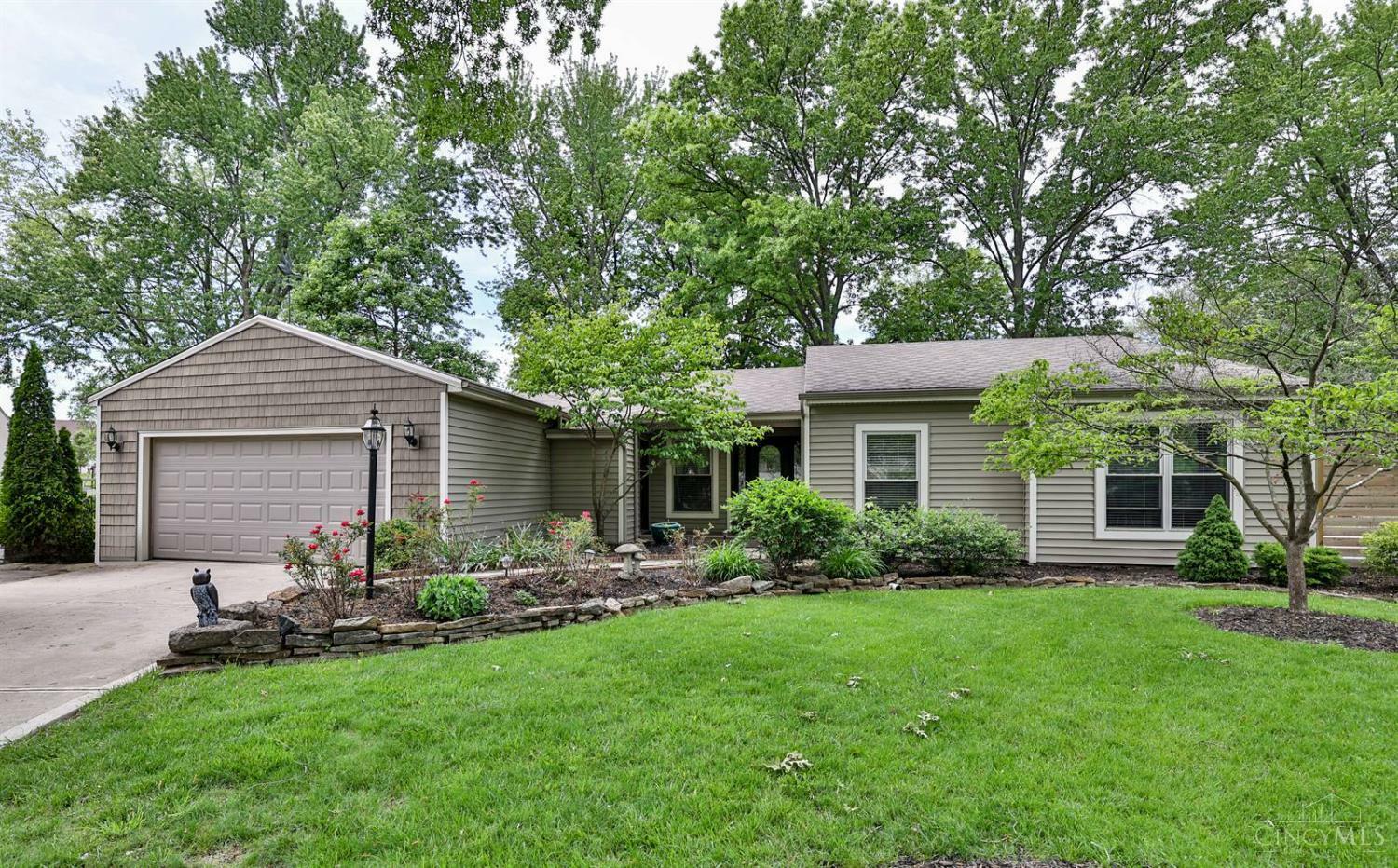 Property Photo: 6584 Bluebird Court OH 45040