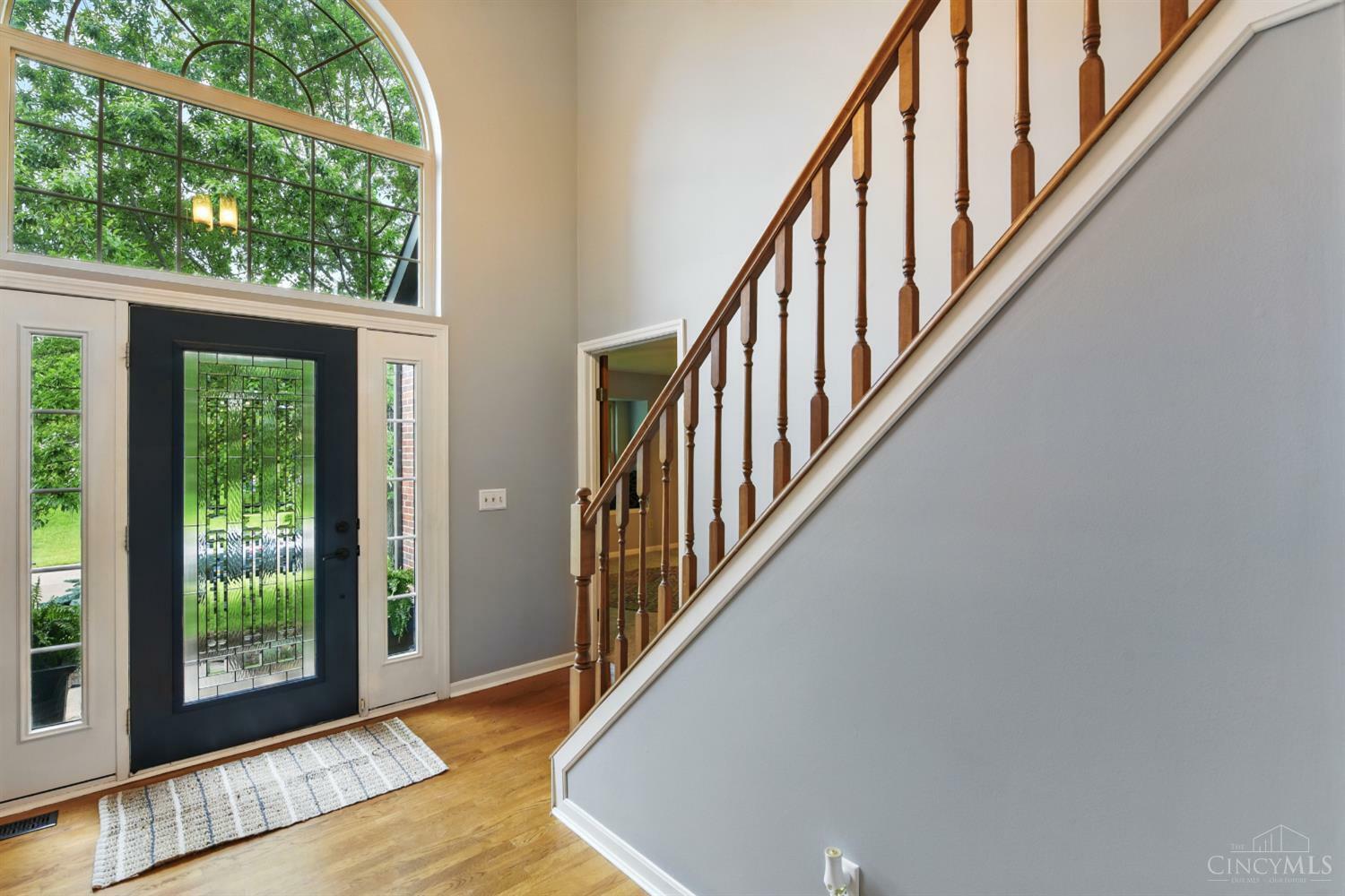 Property Photo: 4058 Waterford Way OH 45245