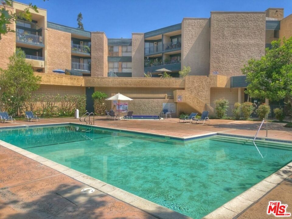 Property Photo: 4589 Via Marisol CA 90042