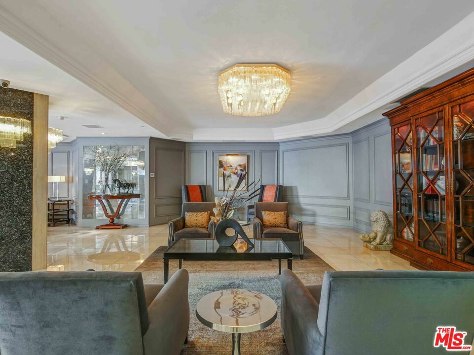 Property Photo: 10660 Wilshire Blvd CA 90024