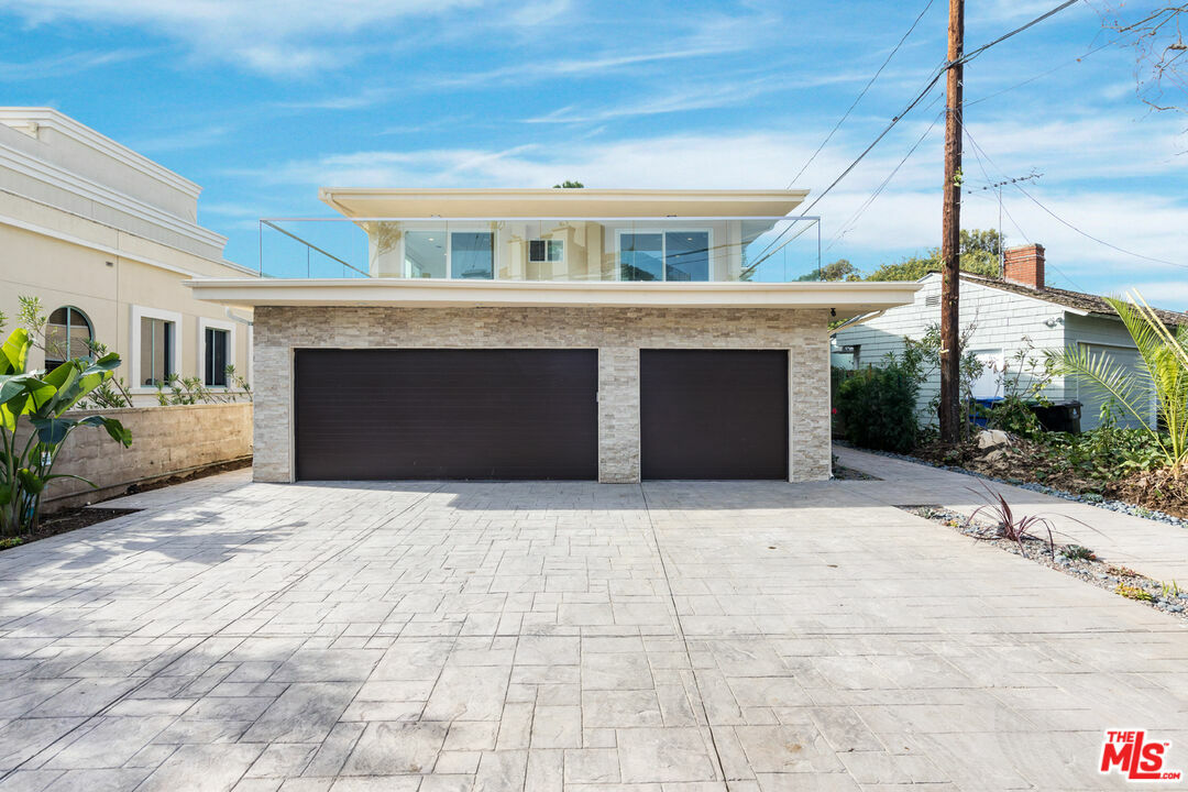 719 S Westgate Ave  Los Angeles CA 90049 photo