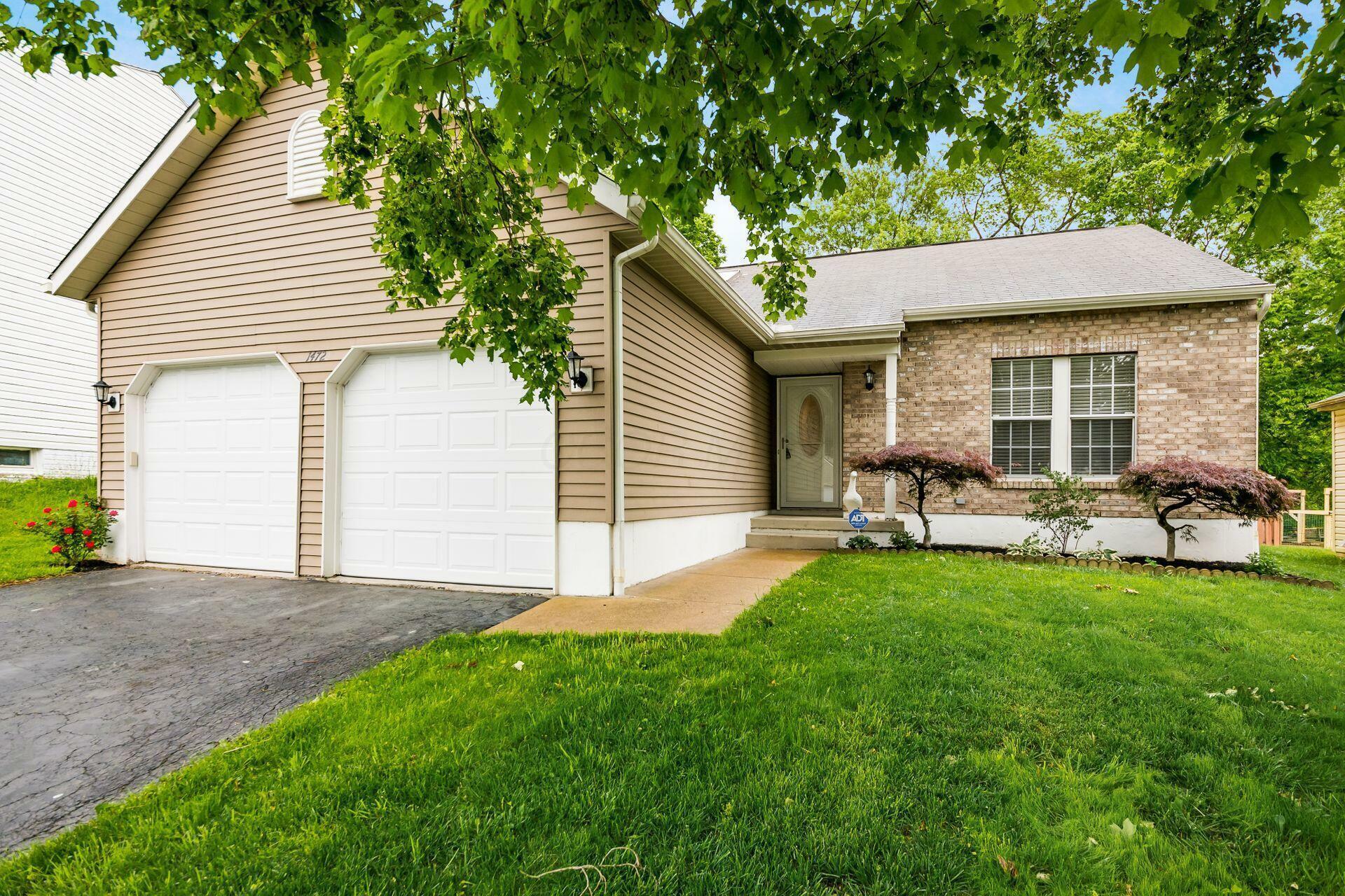 Property Photo: 1472 Tall Meadows Drive OH 43223
