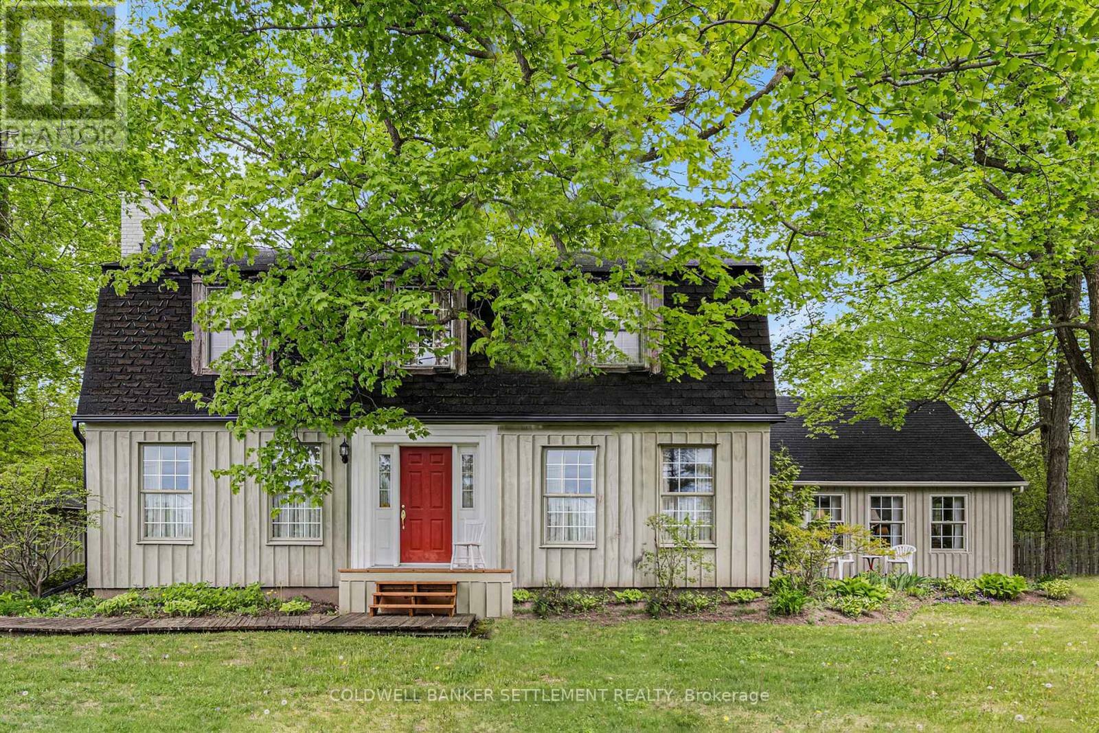 Property Photo: 93 Rideau Ferry Road ON K0G 1L0