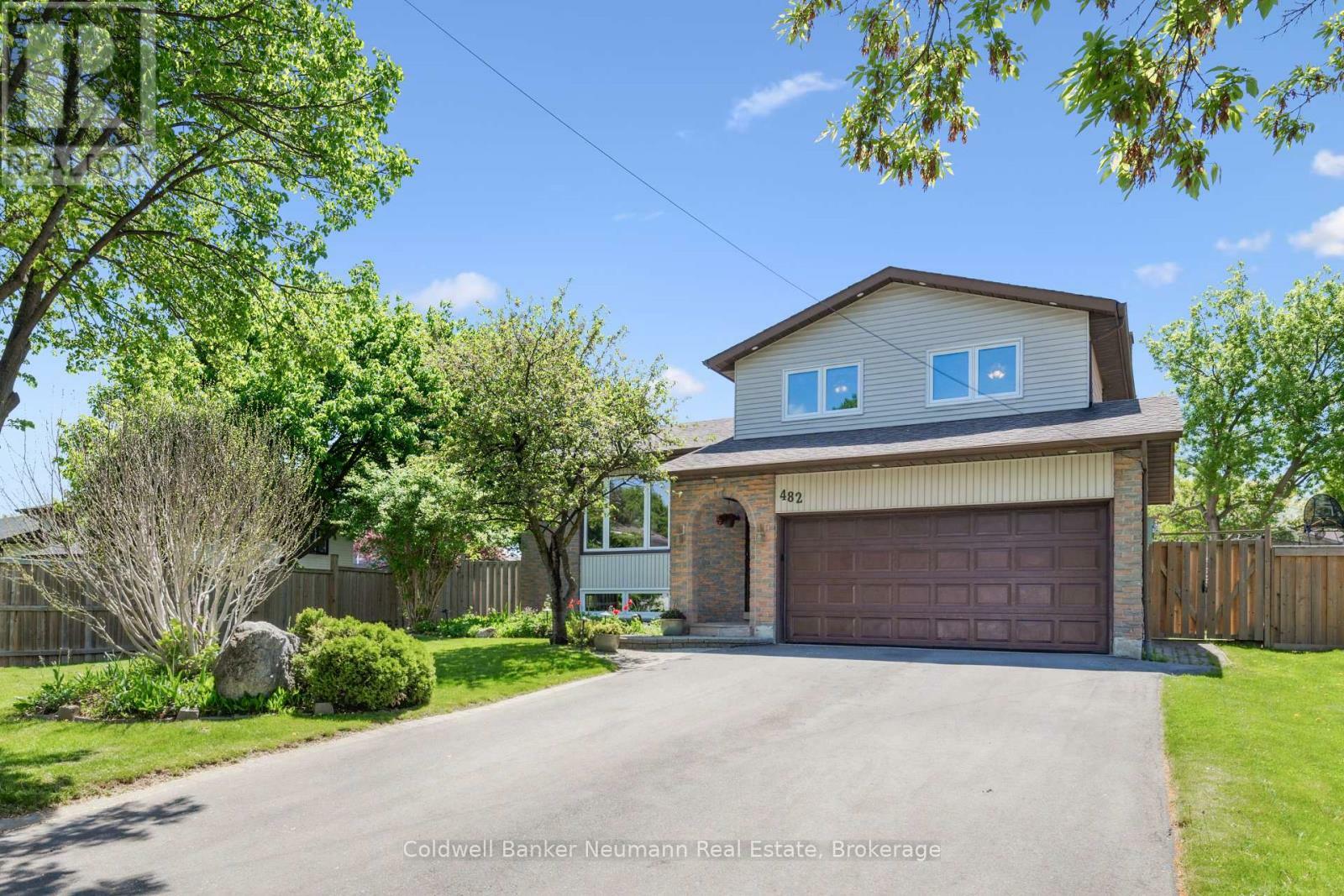 Property Photo: 482 Gowland Crescent ON L9T 4E5