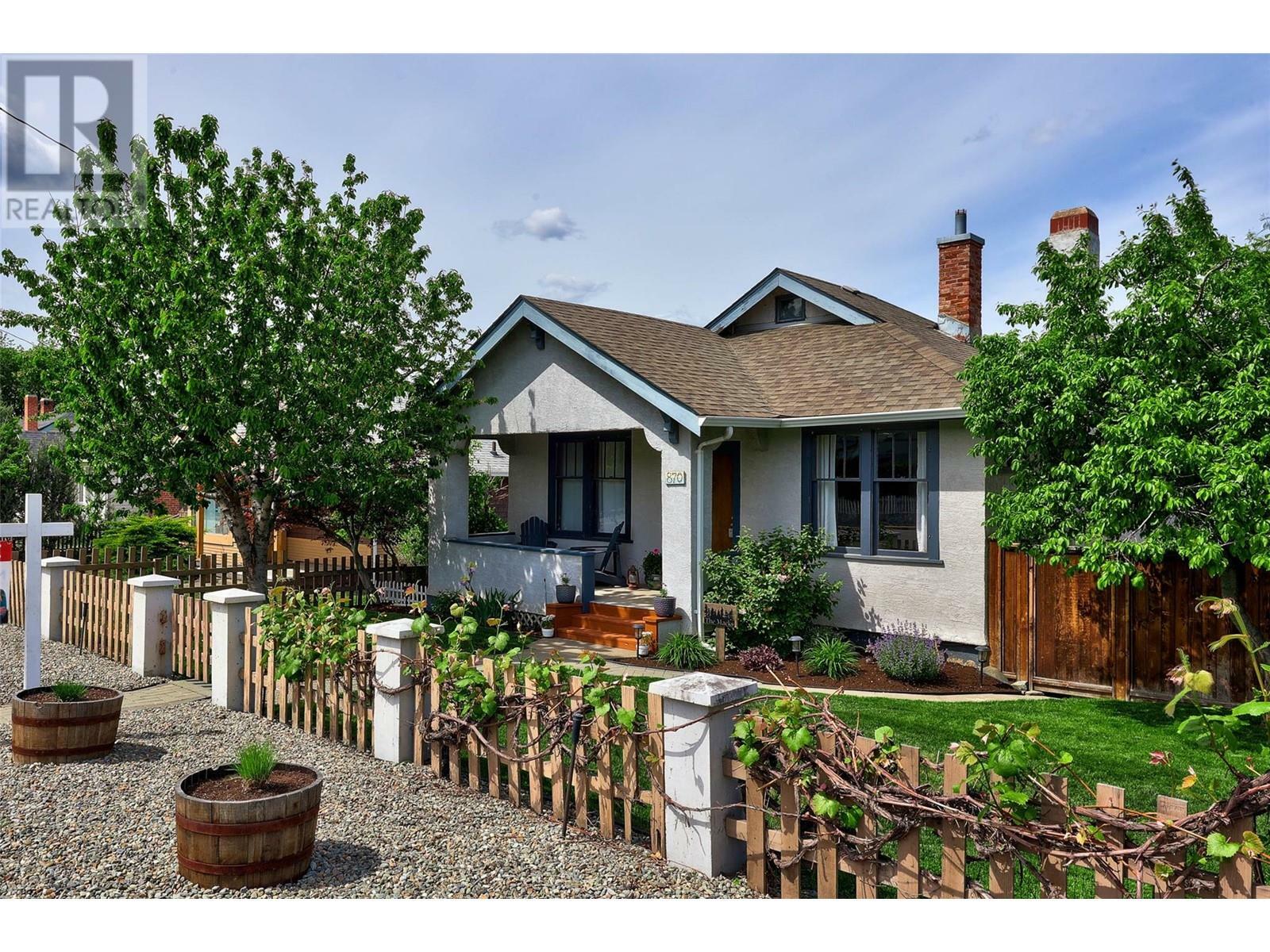 Photo de la propriété: 870 Columbia Street BC V2C 2V6