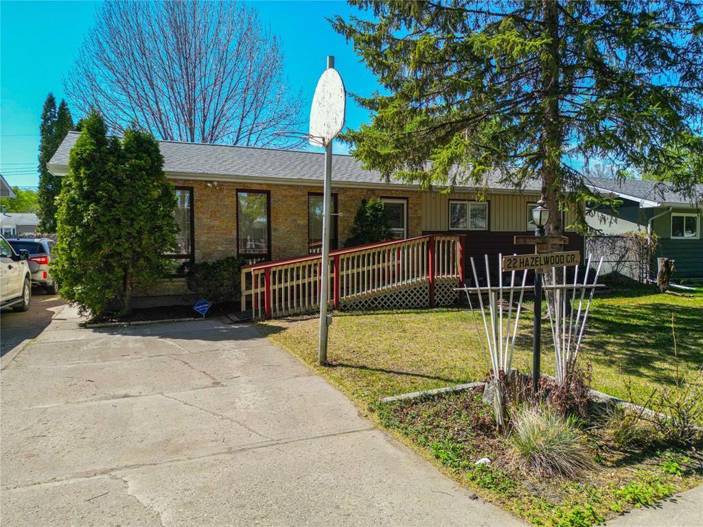 Photo de la propriété: 22 Hazelwood Crescent MB R7A 2J9